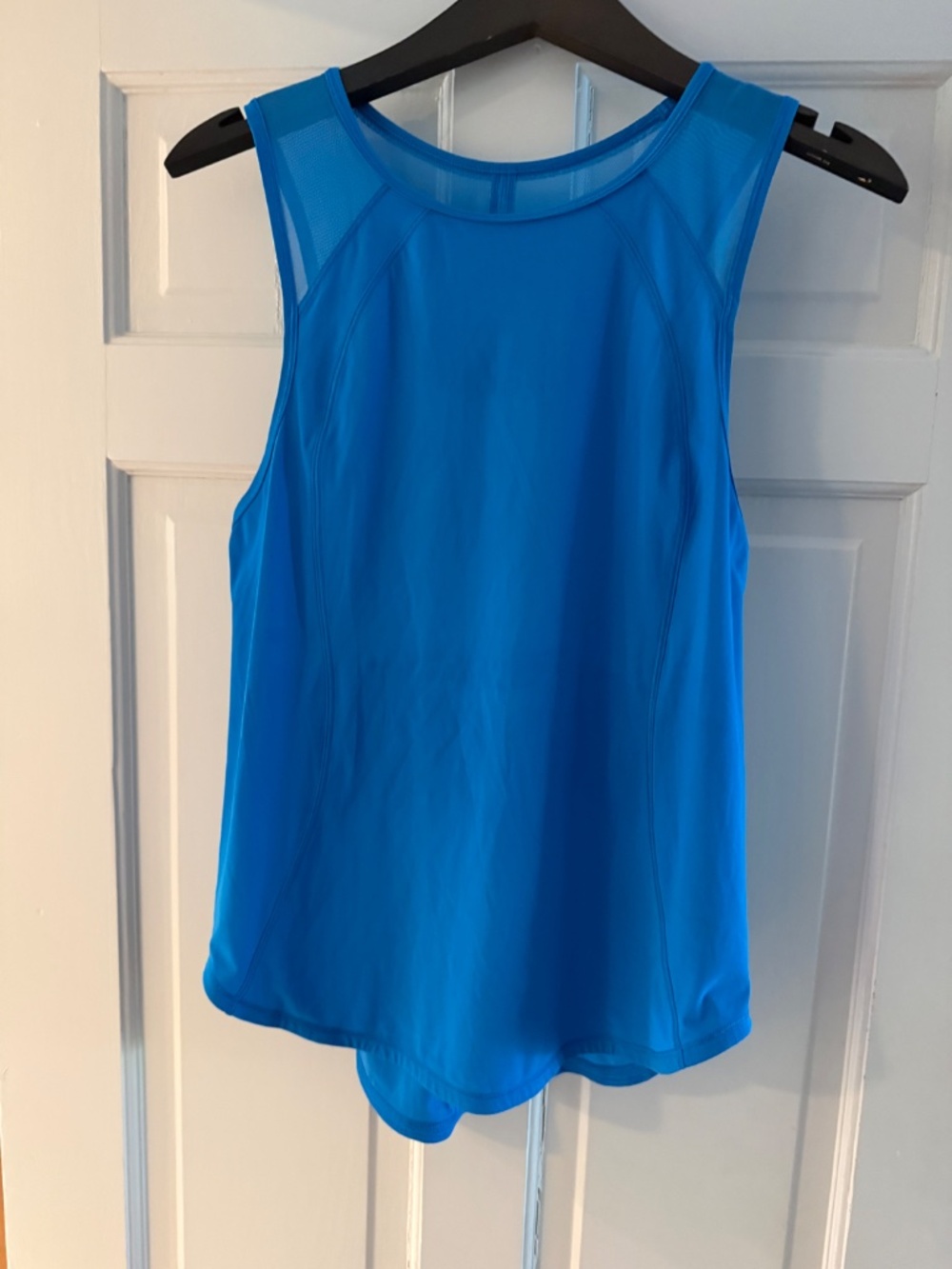 Lululemon Wms Blue Tank Top size Med